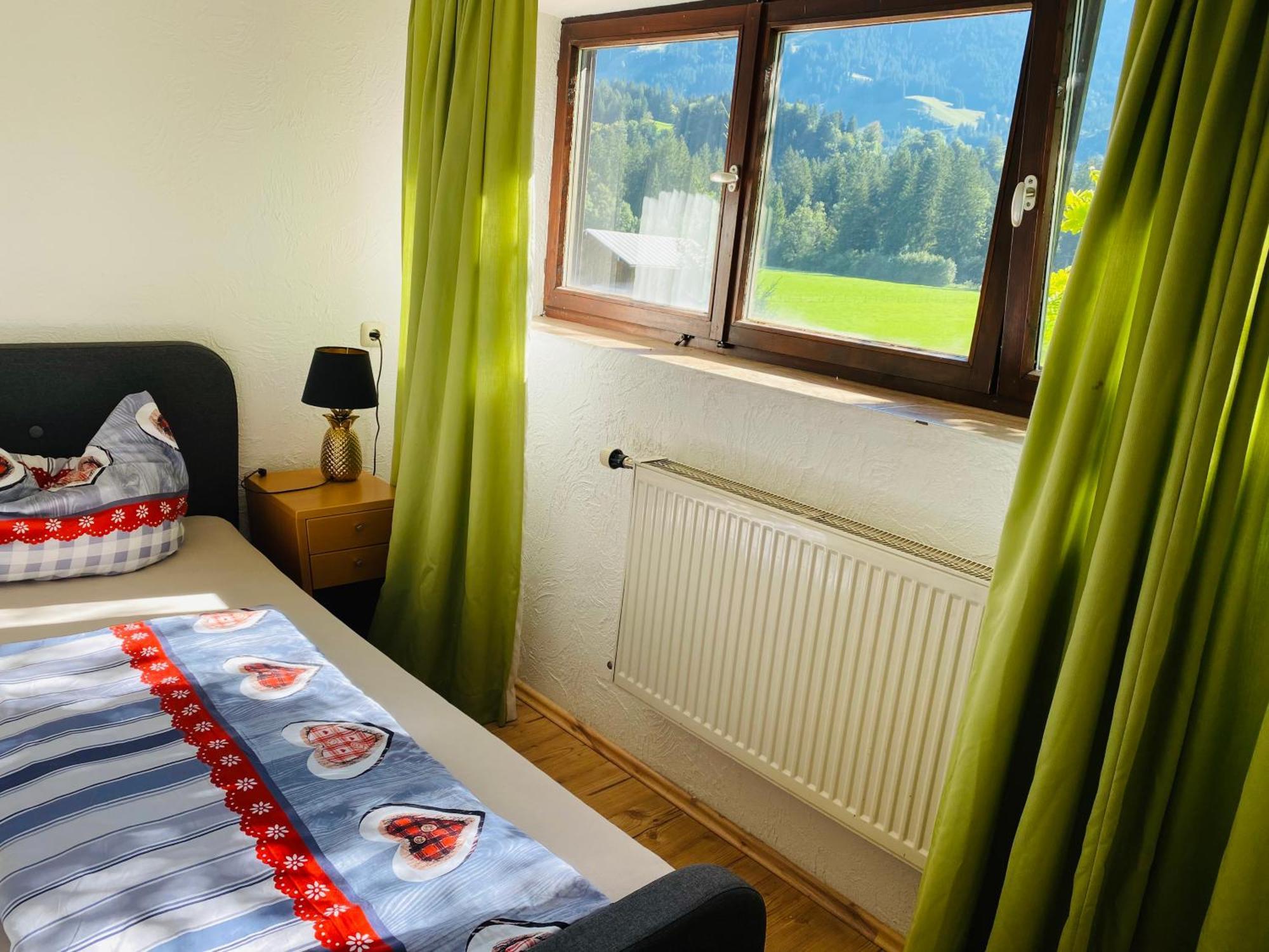 Steinbock Bed & Breakfast Fischen im Allgaeu Room photo